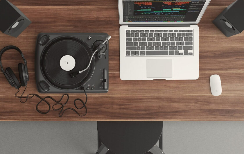 turntable-1337986_1280(1)